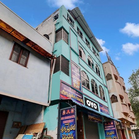 فندق Oyo Flagship Sri Krishnatej Residency Vijayawāda المظهر الخارجي الصورة